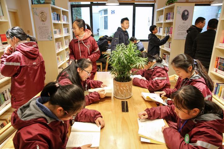 兰溪市图书馆最新动态报道