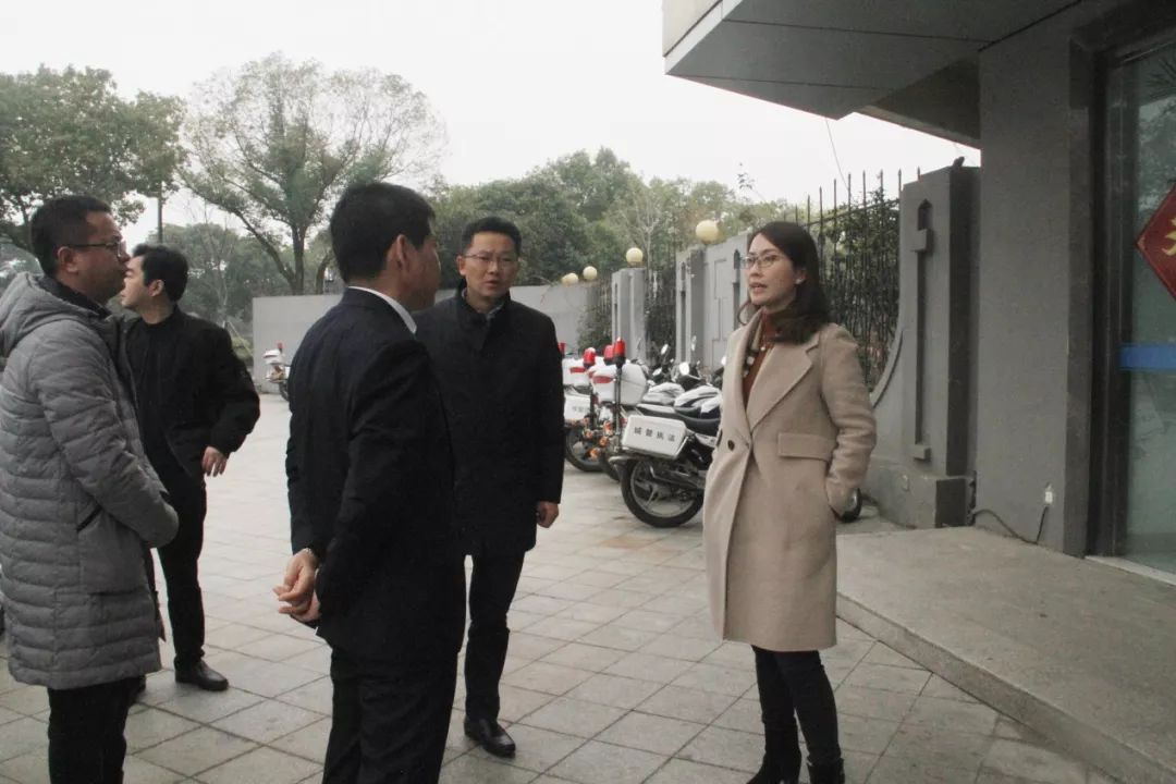 临湖街道新领导团队引领未来，共筑繁荣新篇章